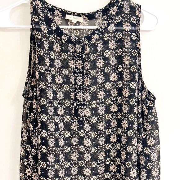 Sleeveless Semi-Sheer Pleione Top Sz Med Medallion Print - Picture 1 of 3